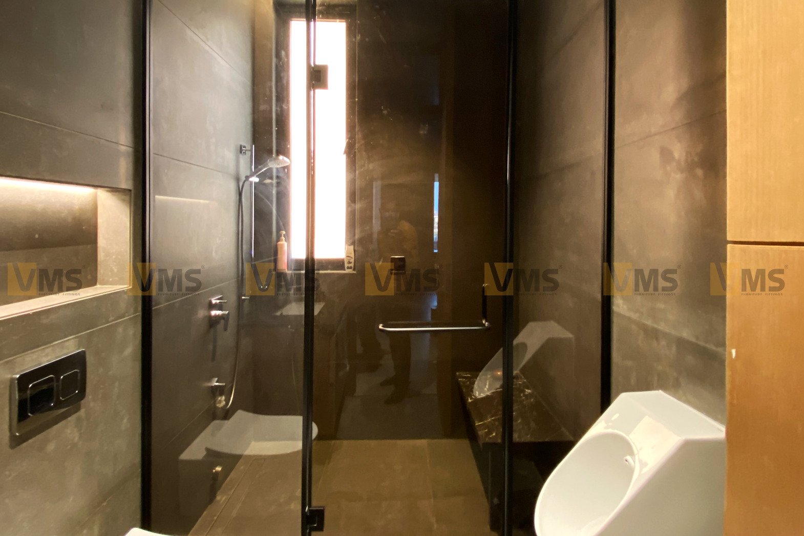 Signs You Need to Replace Your Glass Shower Door